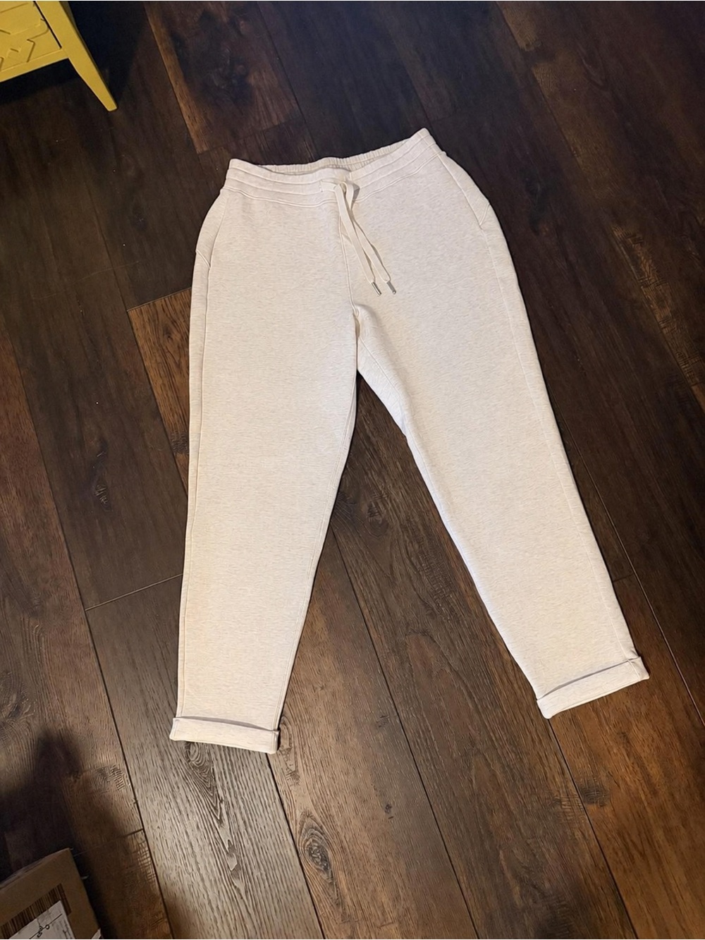 SPANX AirEssentials Tapered Pant in Oatmeal Heather New without tags